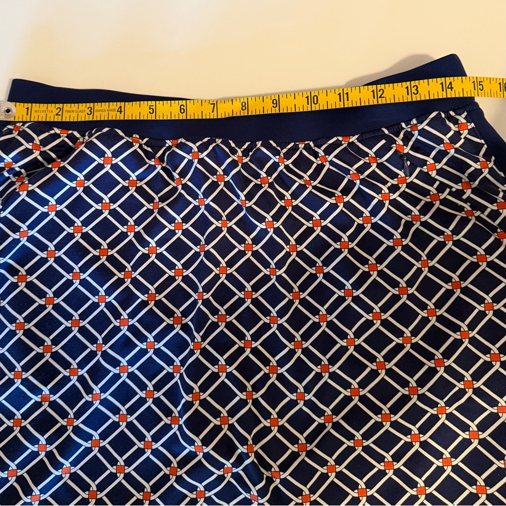 Tail golf / tennis / pickleball skirt with Built-in Shorts. Mint condition med - Picture 7 of 13